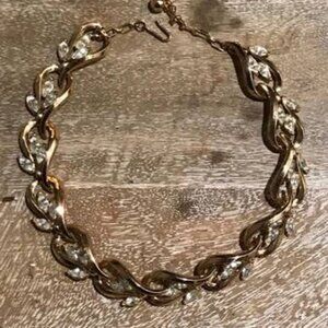 Vintage Gold-Tone Trifari Plated Rhinestone Choker Necklace